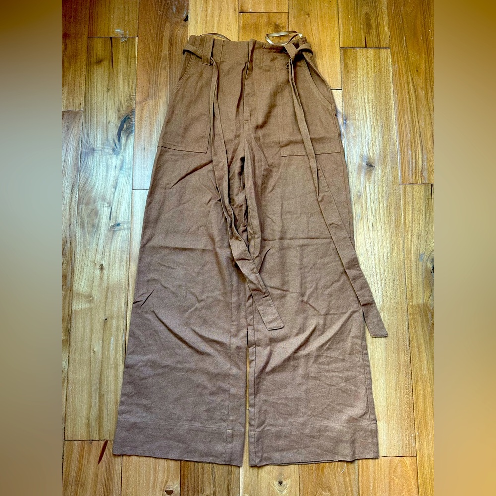 Cotton Candy LA cropped brown linen pant